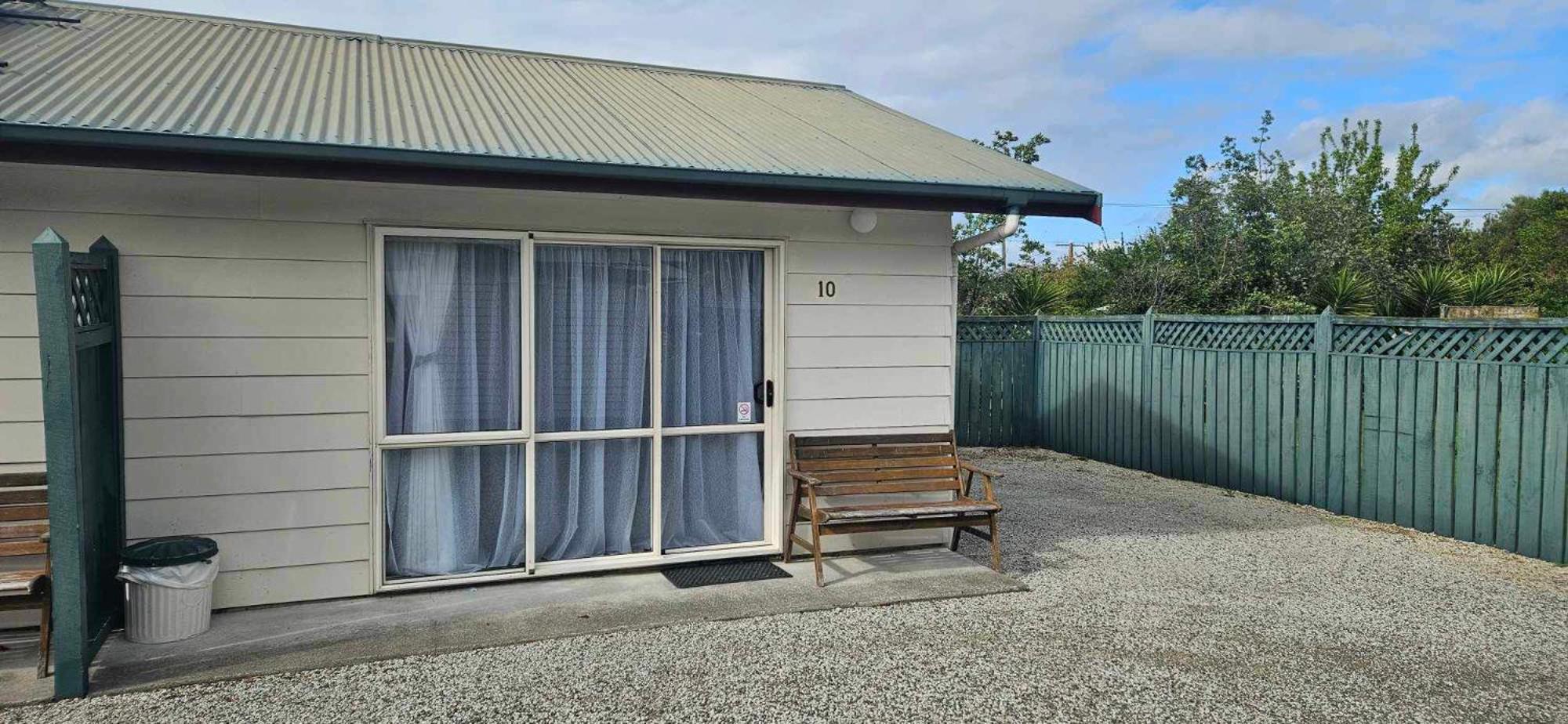 Sunnydays Motel Gisborne Eksteriør bilde